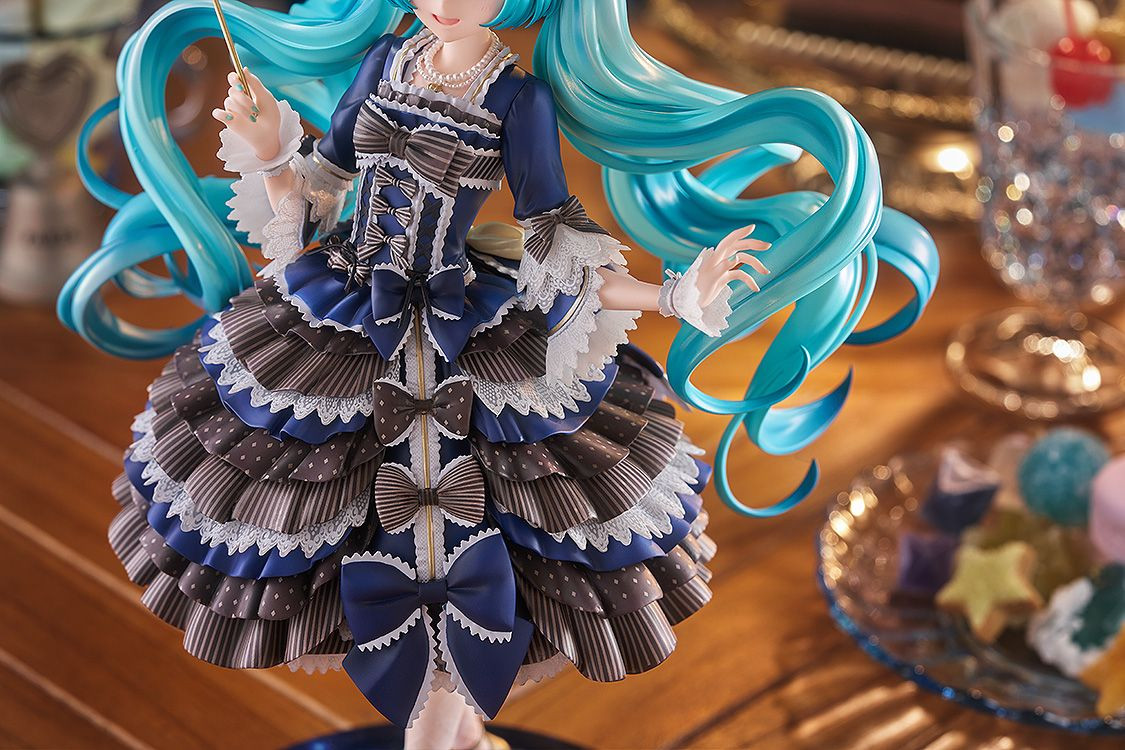 Hatsune Miku: Shooting Star a la Mode Ver. 1/7 Figure (Character