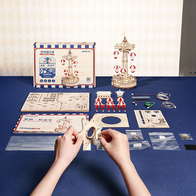DIY Miniature Kit Parachute (184 Pieces)
