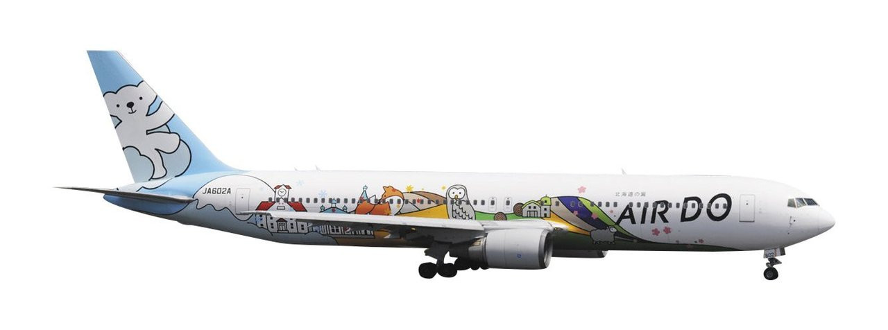 Hasegawa 10820 Air Do Boeing 767-300 Bear Do Hokkaido Jet 1/200