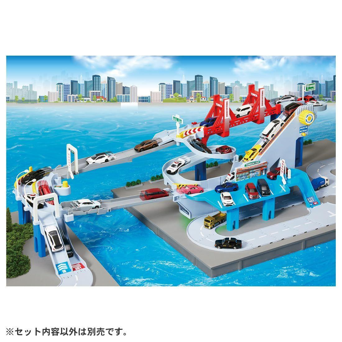 Tomica World Course Expands! 2-Way Lively Expressway