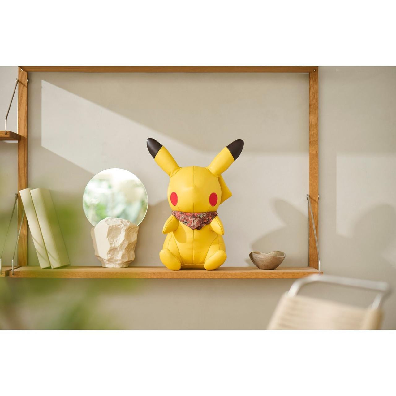 [NEW] Pokémon Pikachu LeatherPouch Japan Pokemon 25th Anniversary Chinese Surfing Pikachu Vmax RRR
