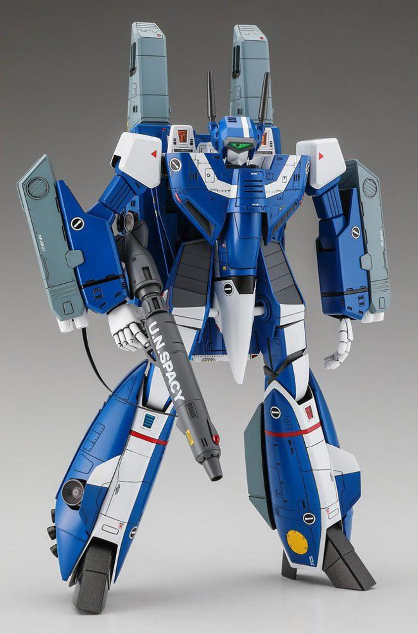 イベントＷ.Ｆ限定絶版レア　ＶＩＲＴＵＡＲＯＩＤ　超重装甲突撃機体ＤＯＲＤＲＡＹ 1/72 VF-1J Super Battroid Valkyrie Max Plastic Model