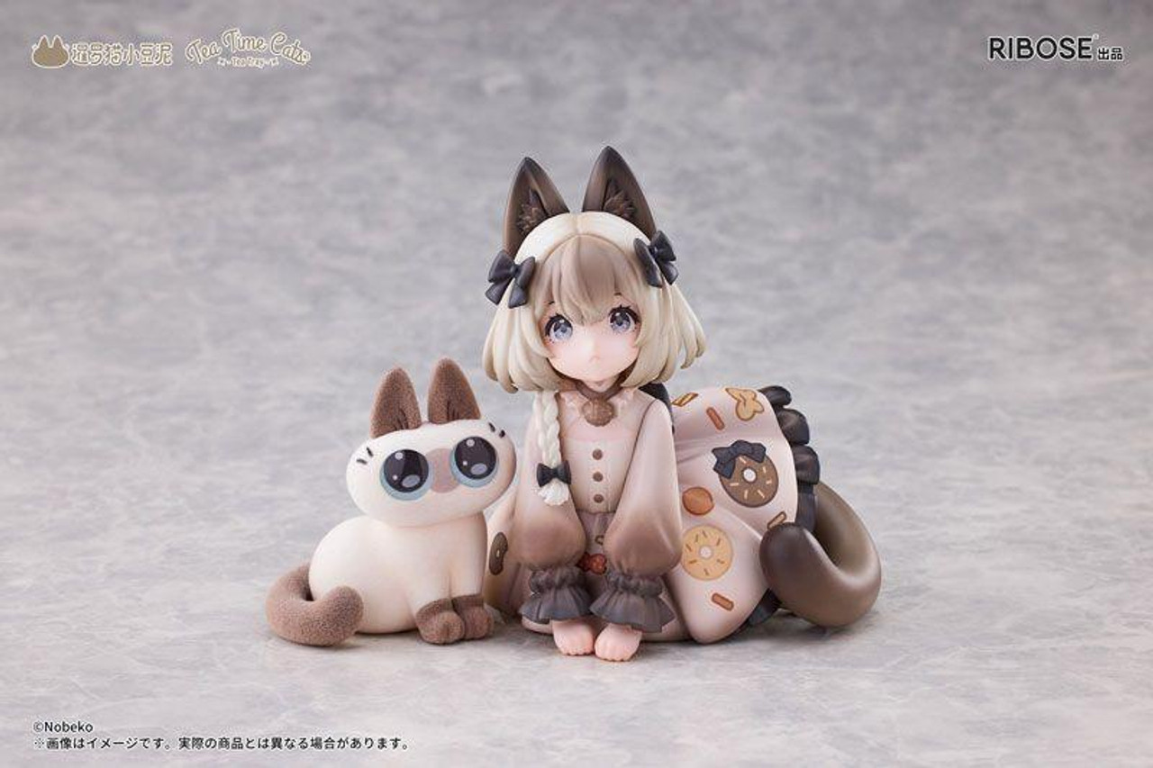 DLC Series Tea Time Cats Siamese Cat x Azuki Friendship Figure
