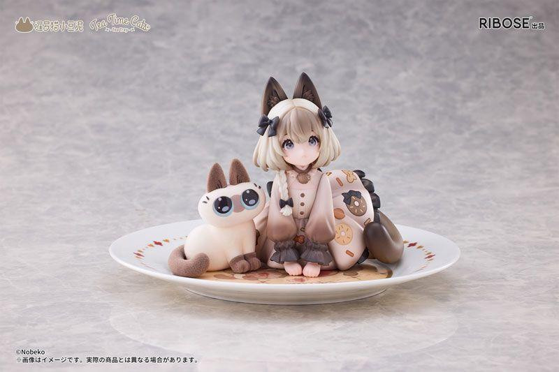 DLC Series Tea Time Cats Siamese Cat x Azuki Friendship Figure