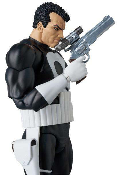MAFEX No.136 The Punisher (Comic Ver.) Figure (Marvel)