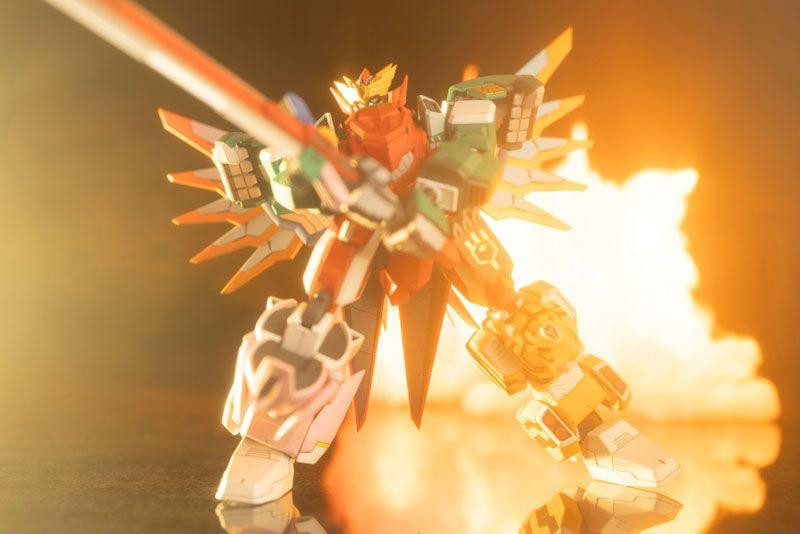 Maximum Kizuna Kaiser Plastic Model (Sentai Red Becomes An
