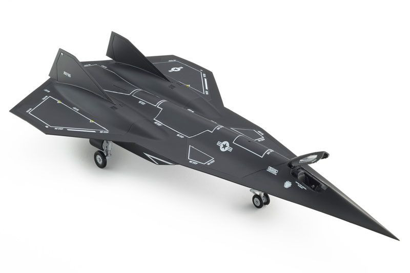 1/72 Top Gun Maverick Darkstar Plastic Model