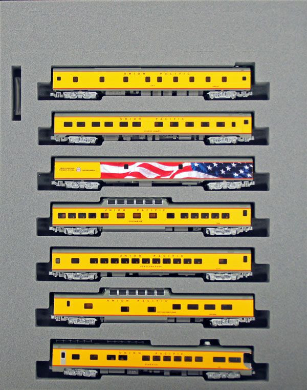 10-706-4 UP (Union Pacific) Excursion Train 7 Cars Set (N scale)