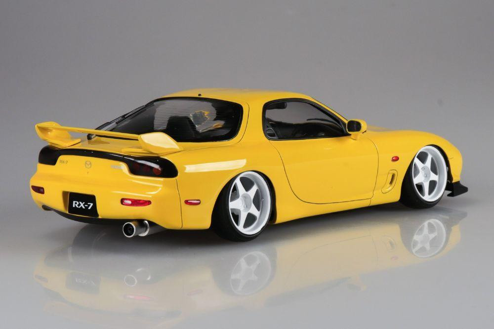 The Tuned Car No. 103 1/24 Scale Mazda FD3S RX-7 2002 Plastic Model