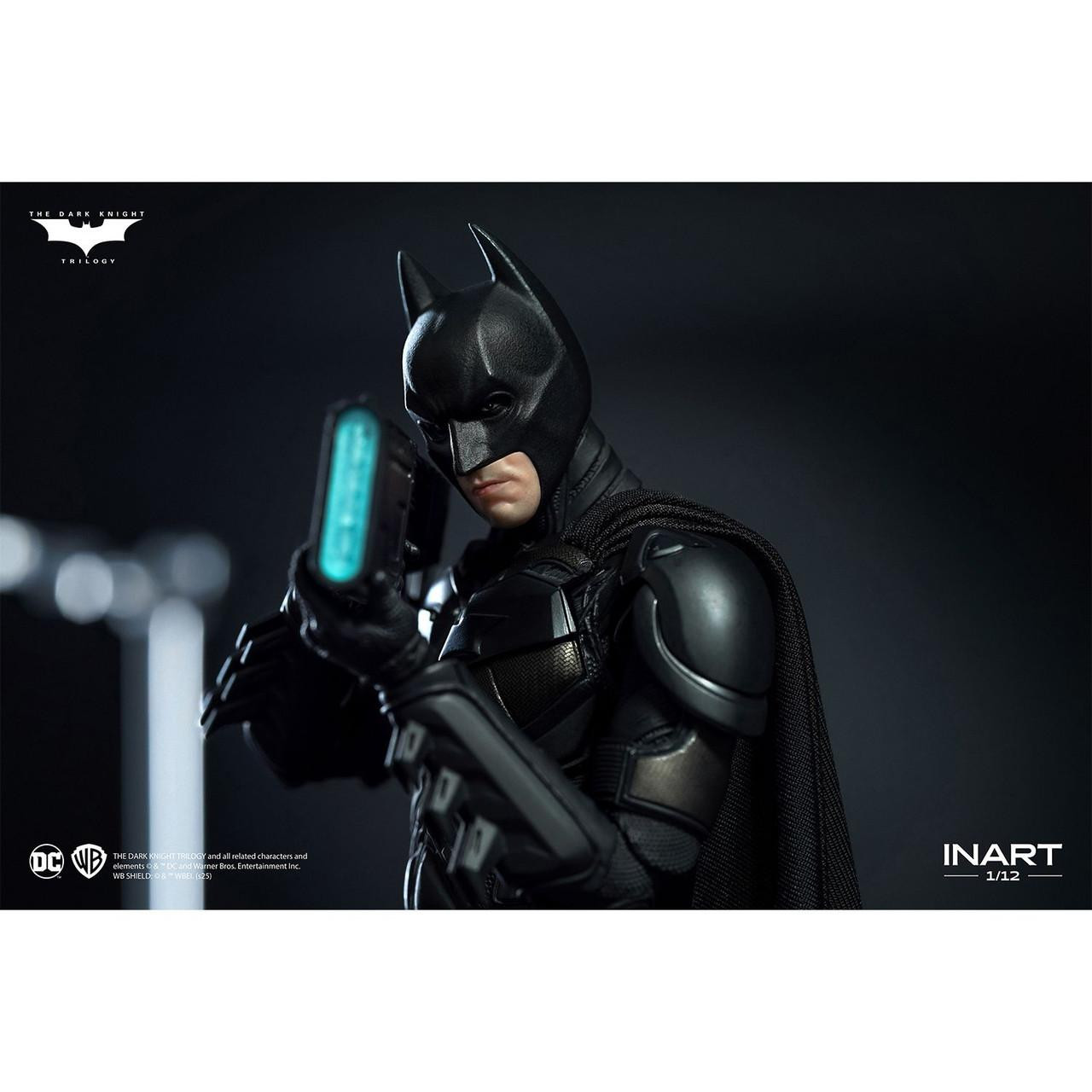 Batman 1/12 Scale Collectible Figure (The Dark Knight Rises)