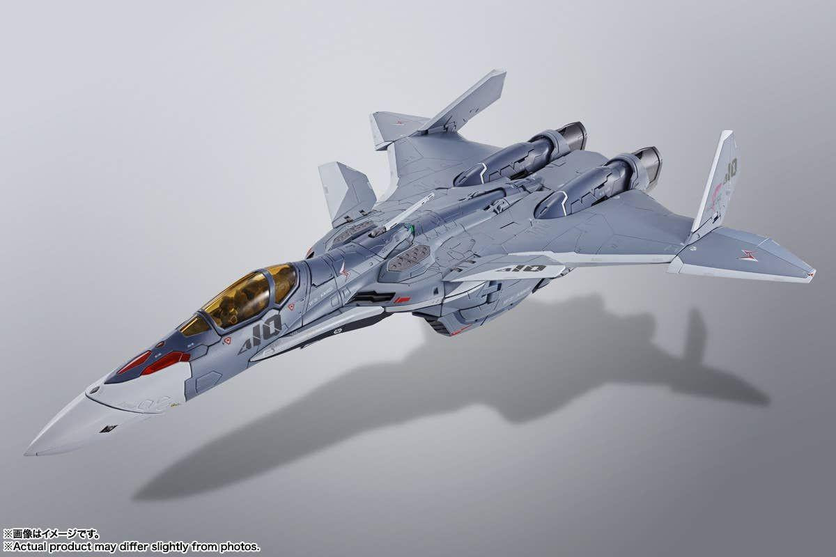 DX CHOGOKIN VF-31A Kairos Macross Delta 10th Anniv. Figure