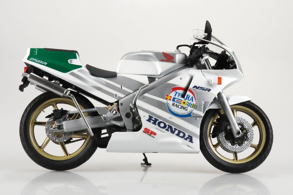 ホンダ NSR 
ラジコン バイク

京商 SKYNET 1/12 Honda NSR250R SP '89 Ross White Tera Silver November