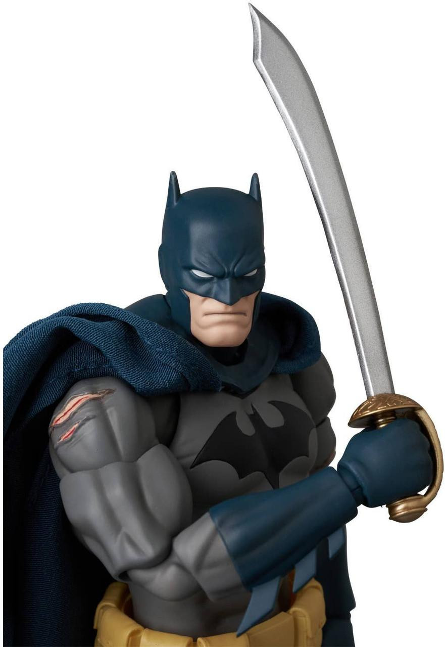 MAFEX Batman Damage Ver. (Batman: Hush Ver.) Figure