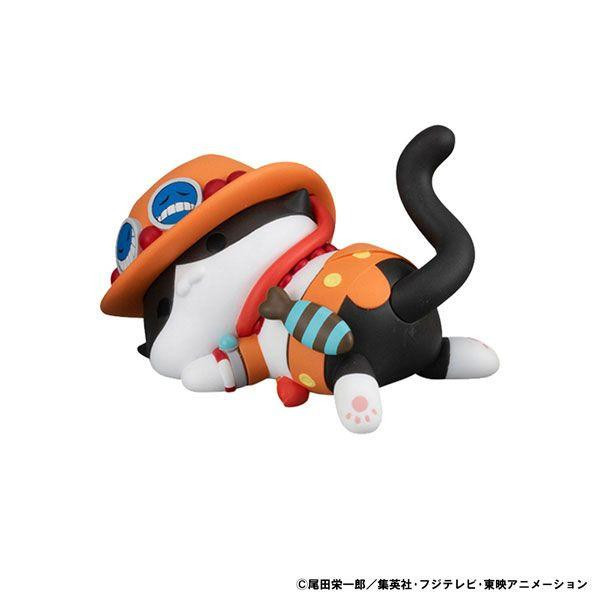 Mega Cat Project: One Piece: Nyan Piece Nyaan Petari Box (8pcs)