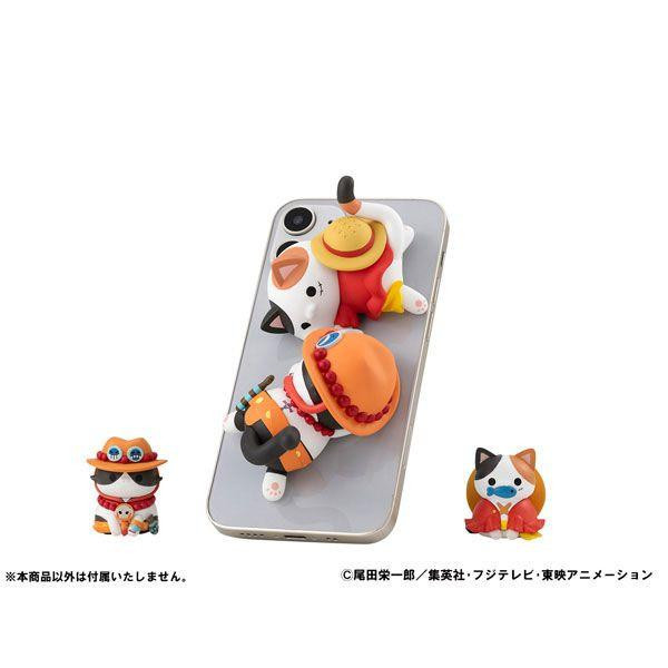 ニャンピース　ペタリ　box Mega Cat Project: One Piece: Nyan Piece Nyaan Petari Box (8pcs)