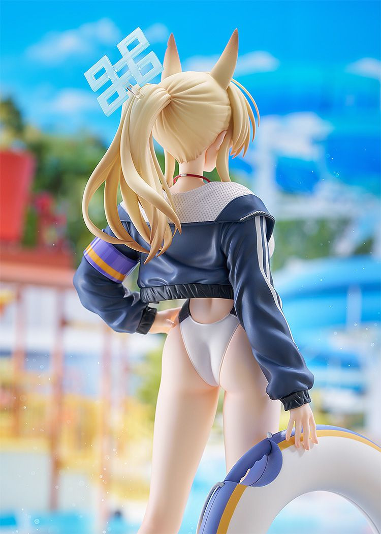 Kanna (Swimsuit) 1/7 Figure (Blue Archive)