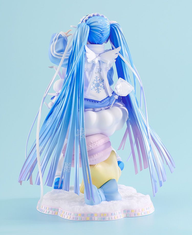 Snow Miku: Yukiiro Pop Ver. 1/7 Figure (Character Vocal Series 01
