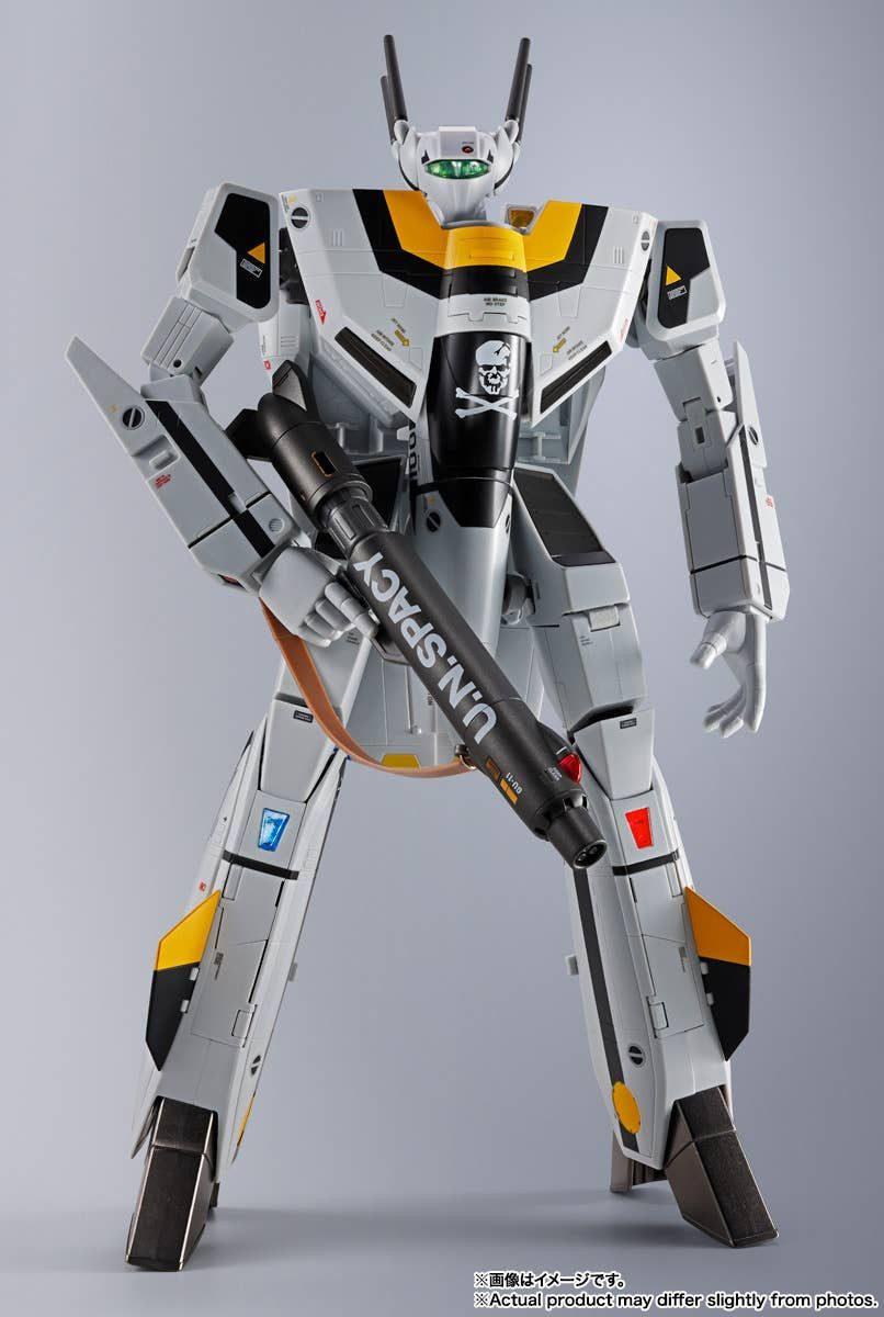 DX CHOGOKIN VF-1S Valkyrie Roy Focker Special Revival Ver. Macross