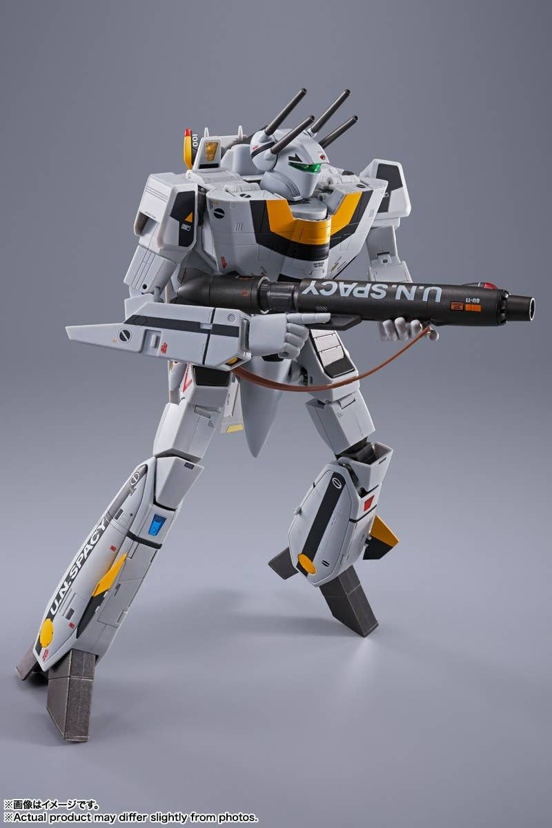 DX CHOGOKIN VF-1S Valkyrie Roy Focker Special Revival Ver. Macross