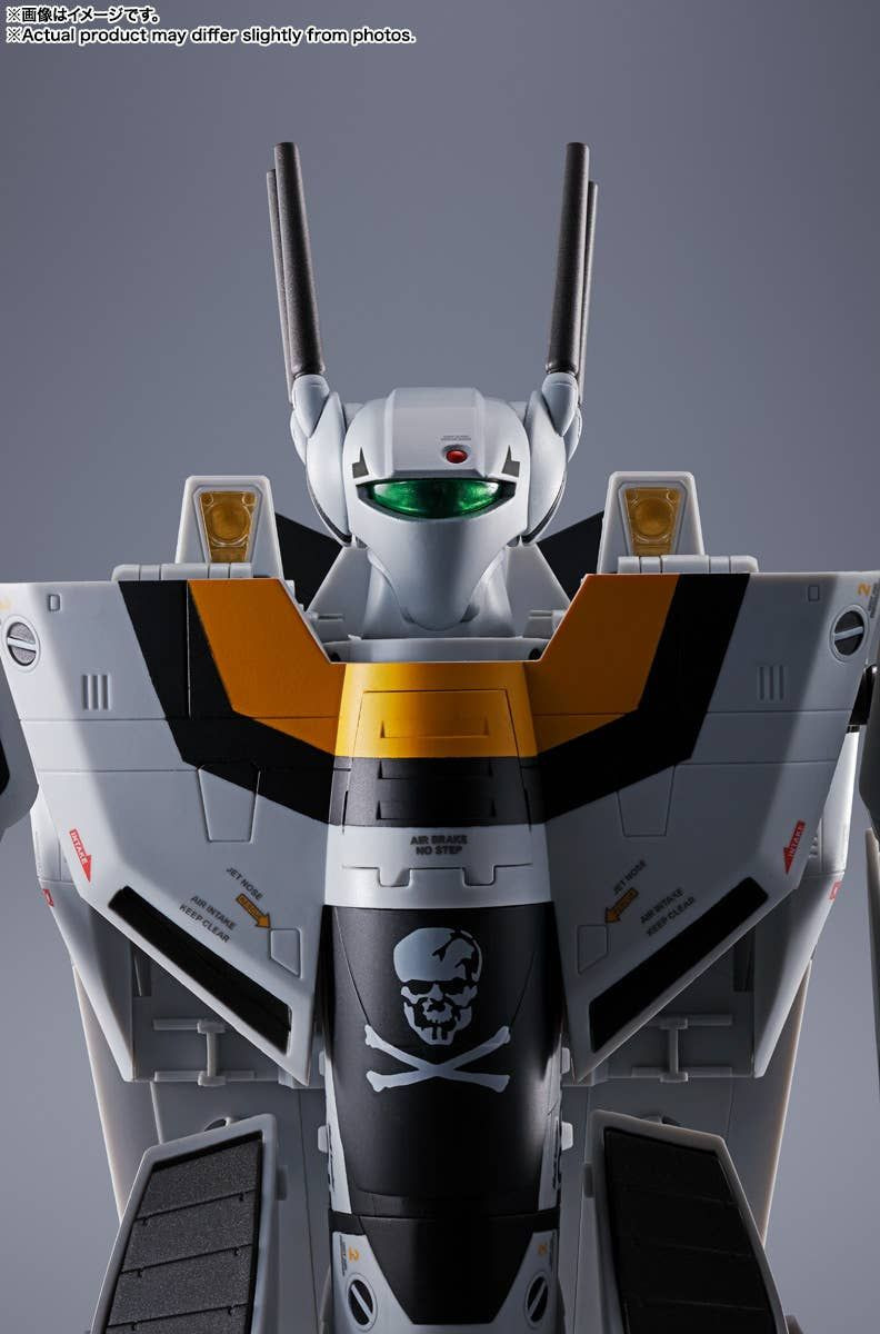 DX CHOGOKIN VF-1S Valkyrie Roy Focker Special Revival Ver. Macross