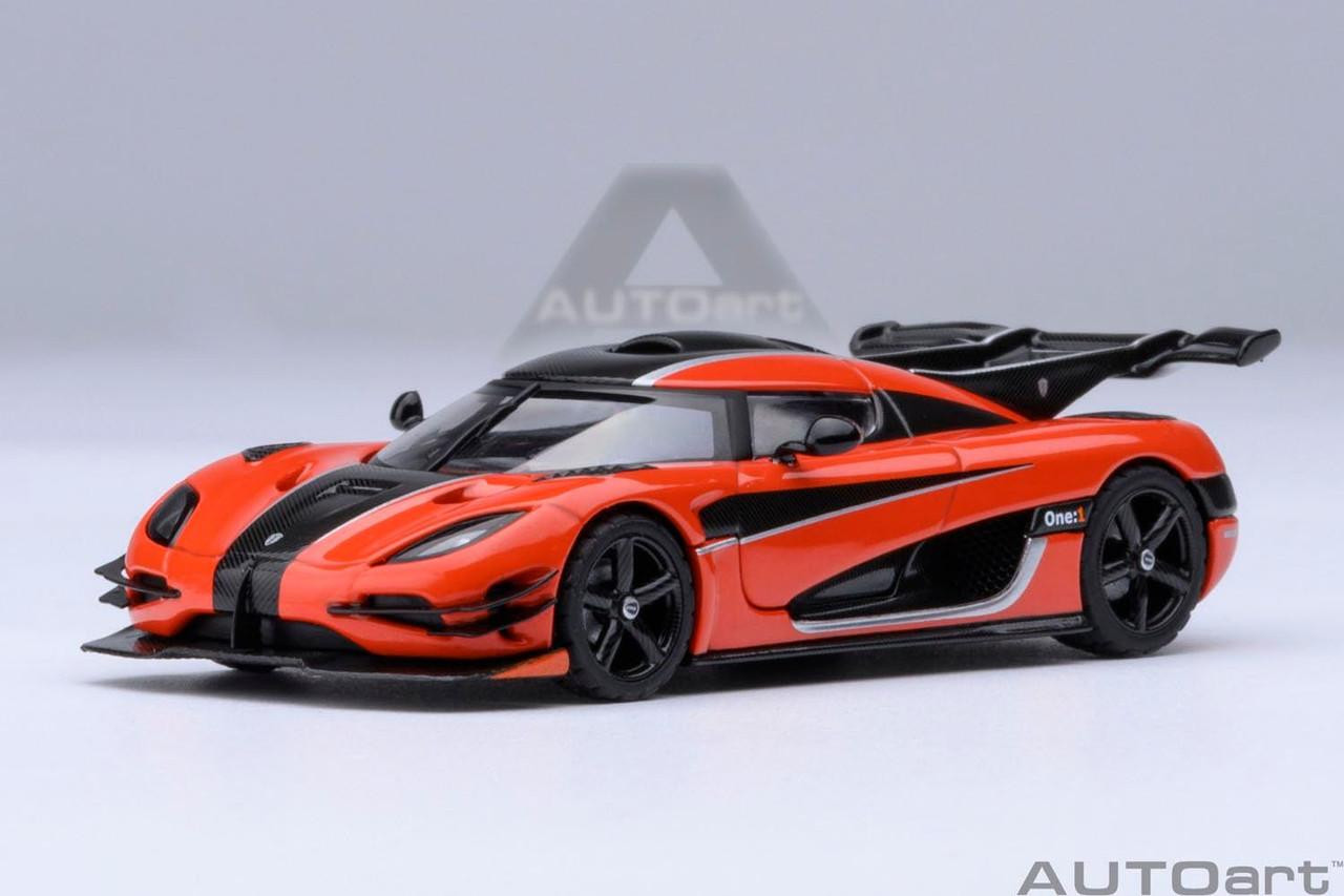 AUTOart 1/64 Koenigsegg One:1 オレンジ ミニカー Autoart 1/64 Scale Koenigsegg One:1 Orange Carbon Black Silver