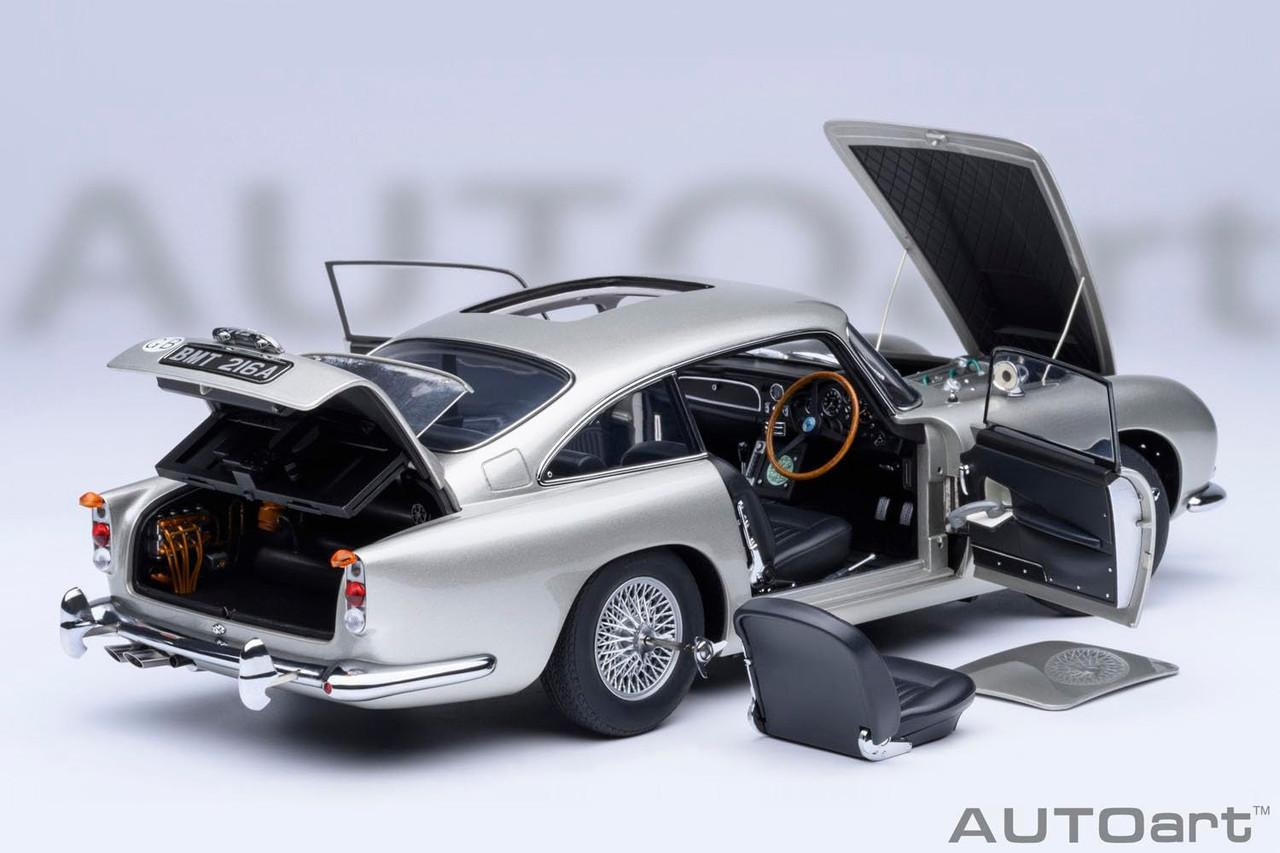 AUTOart 007 GOLD FINGER ミニカー Autoart 1/18 Aston Martin DB5 007 Goldfinger Bond Car Finished