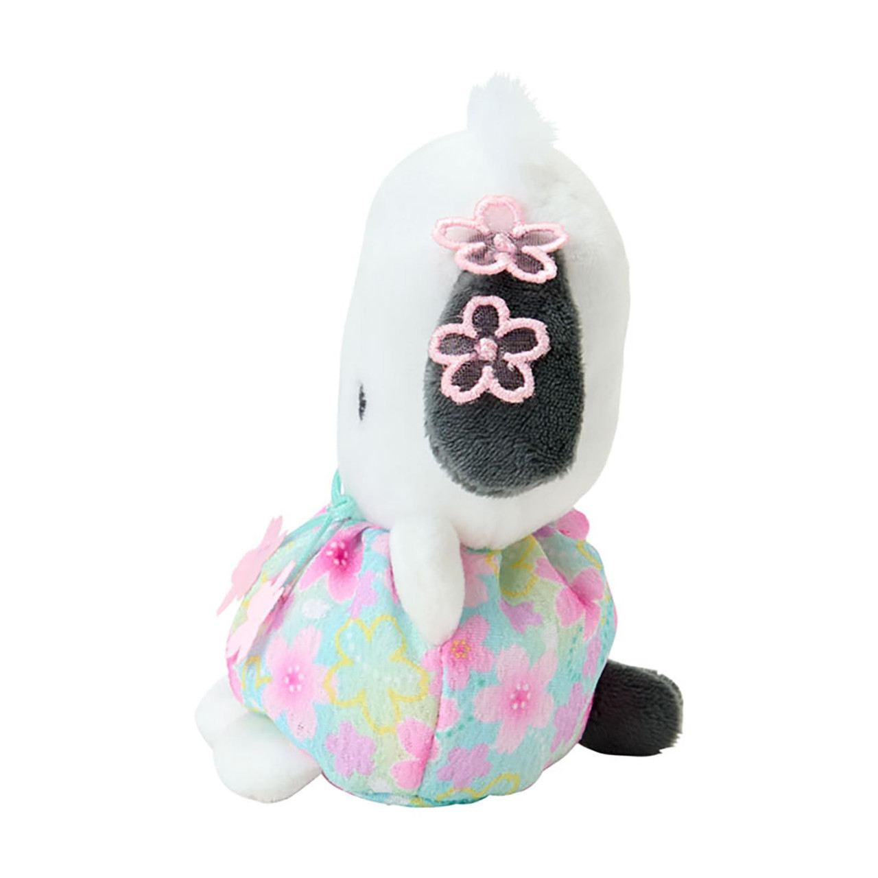 Sanrio Pochacco Palm Sized Doll Sakura 668737