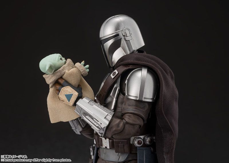 S.H.Figuarts Mandalorian and Grogu Figure (Star Wars: The