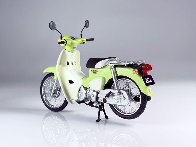 Honda Super Cub Zundamon Ver. 1/12 Plastic Model