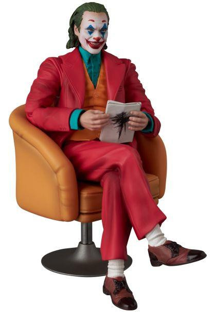 MAFEX No.309 The Joker (JOKER ver.) Figure