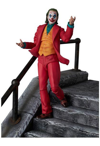MAFEX No.309 The Joker (JOKER ver.) Figure