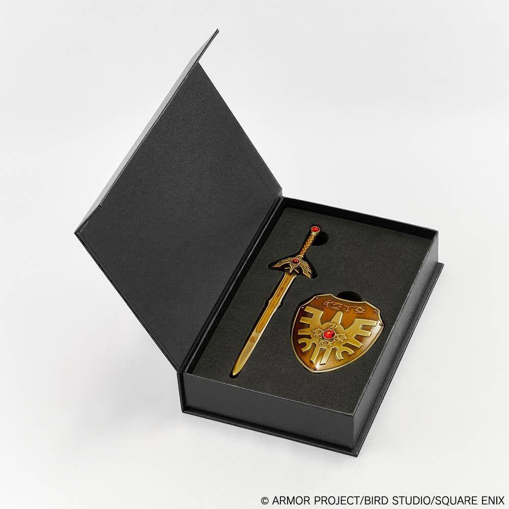 剣とシールドのセット　ドラゴンクエスト Dragon Quest Erdrick's Sword & Erdrick's Shield 40th Anniversary