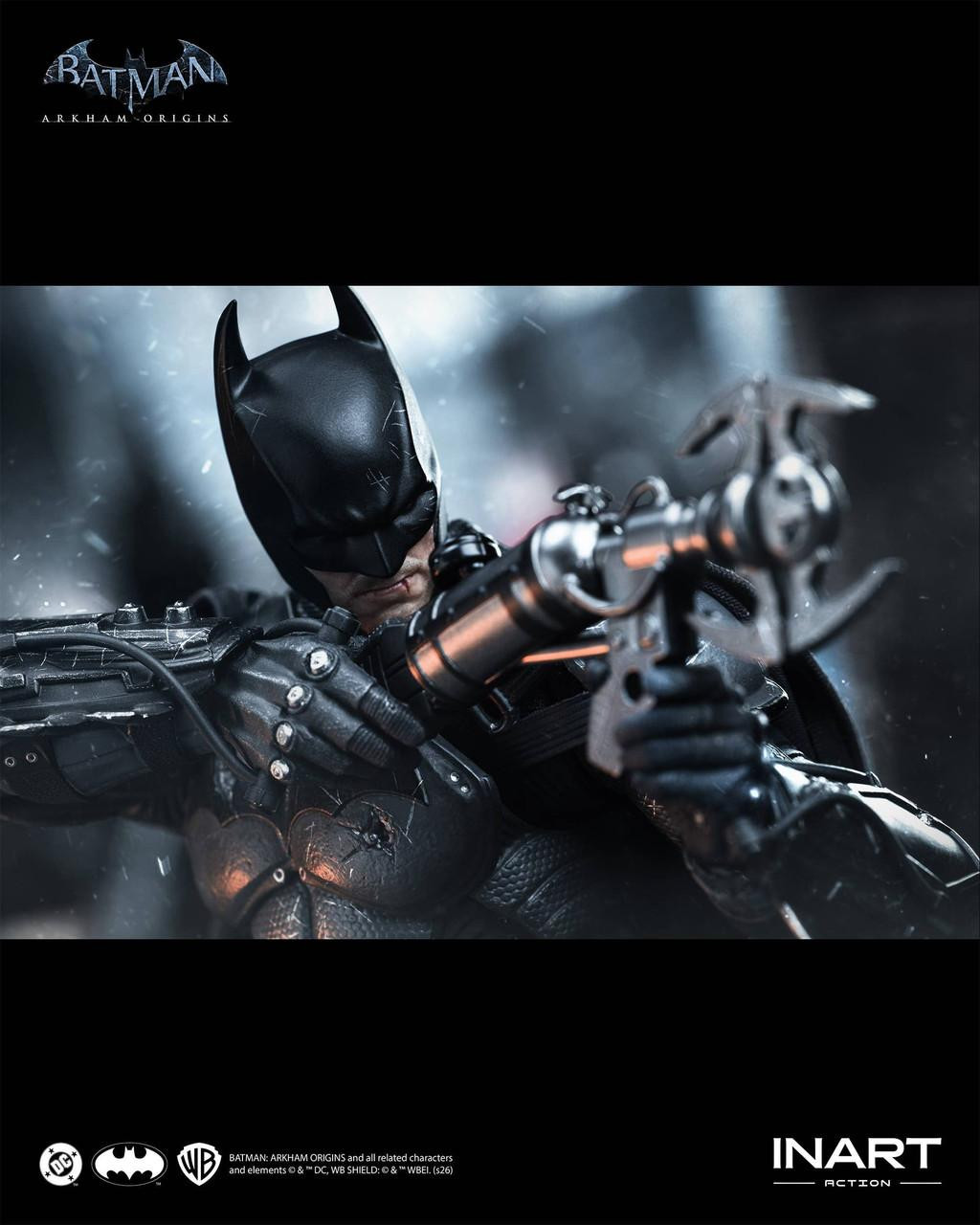 Batman Battle Damage Ver. Action Figure (Batman: Arkham Origins)