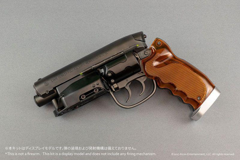 Blade Runner 2049 Deckard's Blaster 1/1 Plastic Model