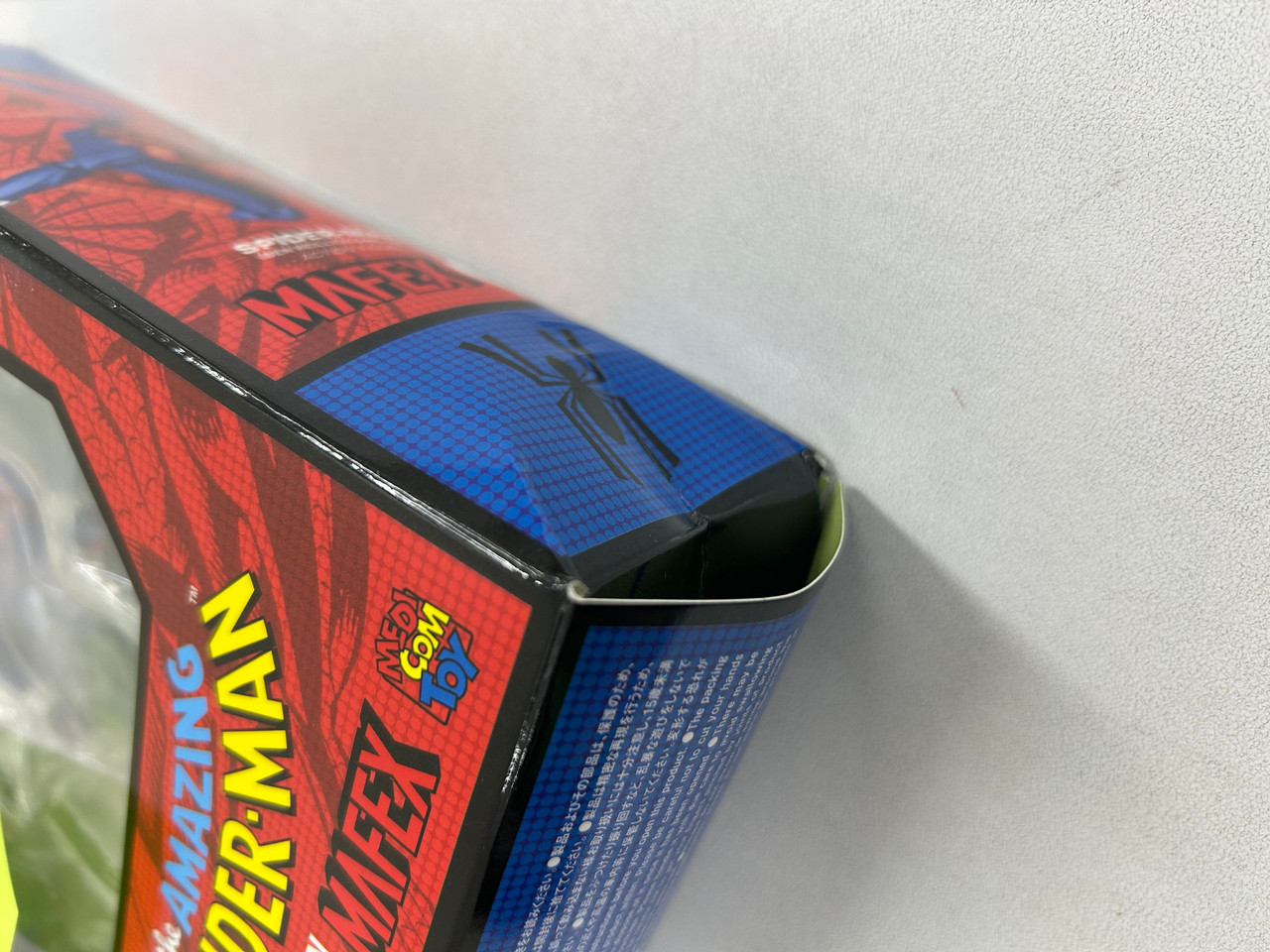 OUTLET SALE! - MAFEX Spider-Man (Ben Reilly) (Comic Ver.) Figure