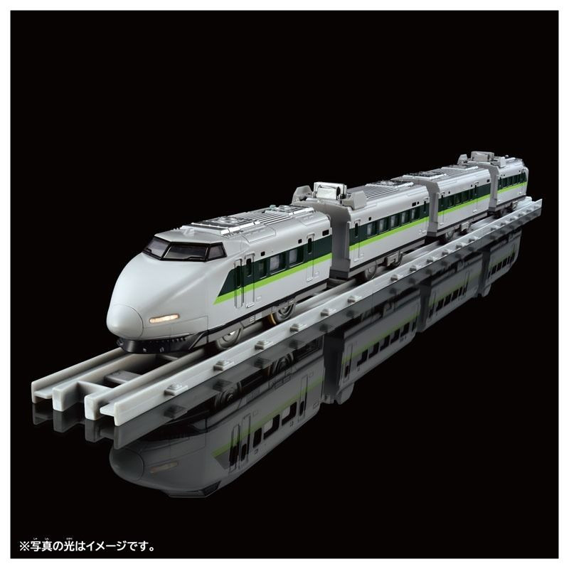 Takara Tomy Plarail Real Class 100 Series Sanyo Shinkansen Fresh Green