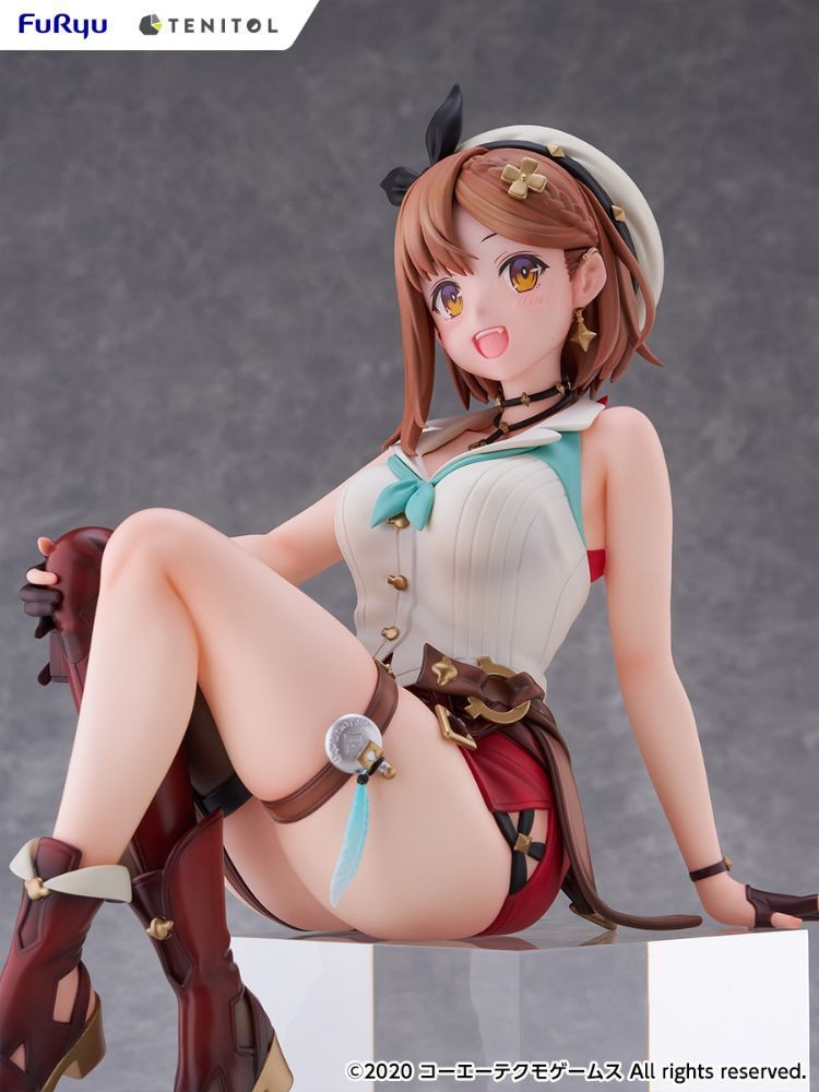 FuRyu Tenitol Big Noodle Stopper Figure Raisalin Stout