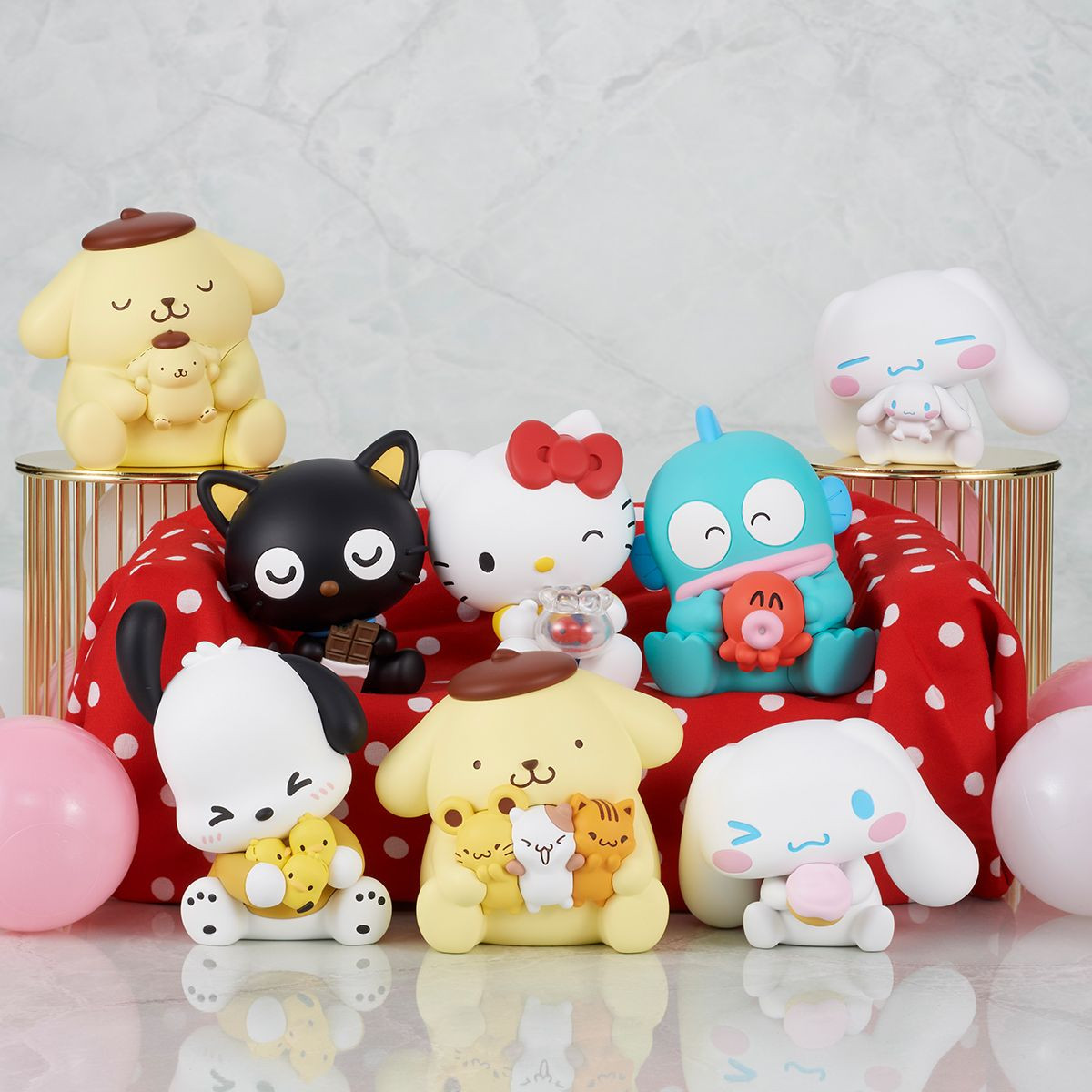 Perihapi! Shoulder Nudge Hug. Hello Kitty and Friends Part 2 BOX