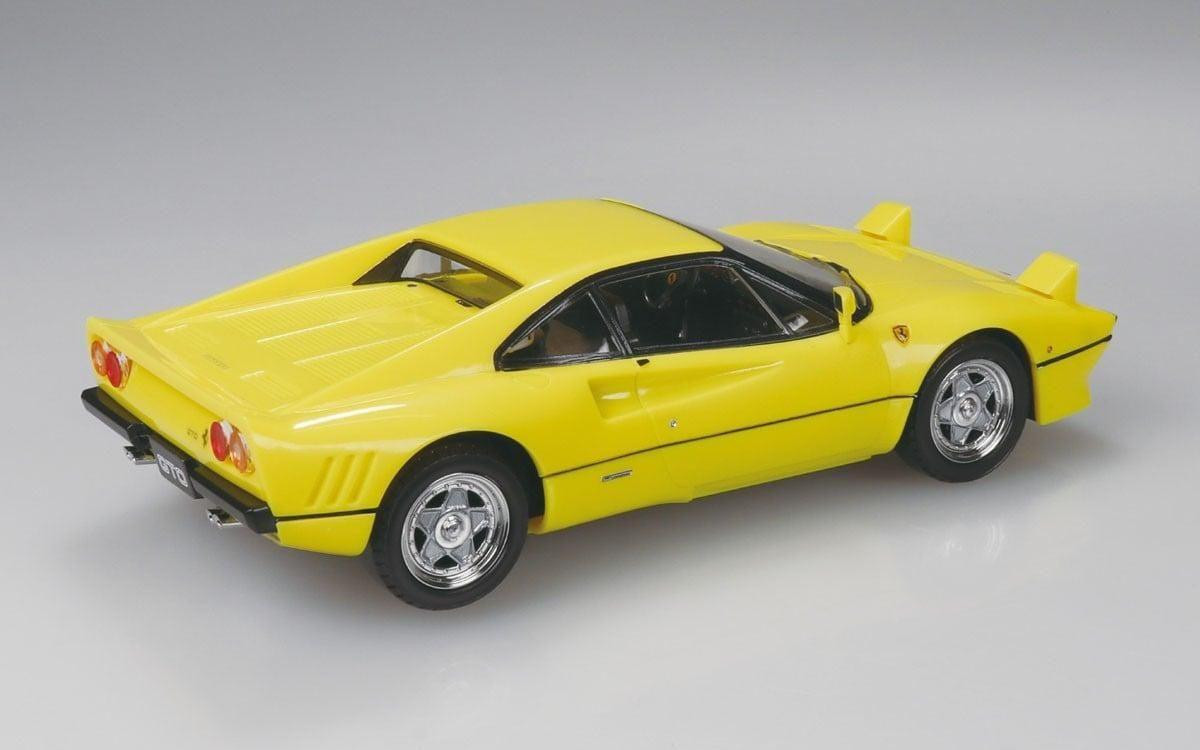 RakuPla Snap Kit 1/32 Ferrari GTO Yellow Plastic Model