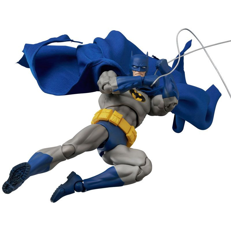 MAFEX No.333 Batman Recollection Blue Ver. (Batman: Hush)