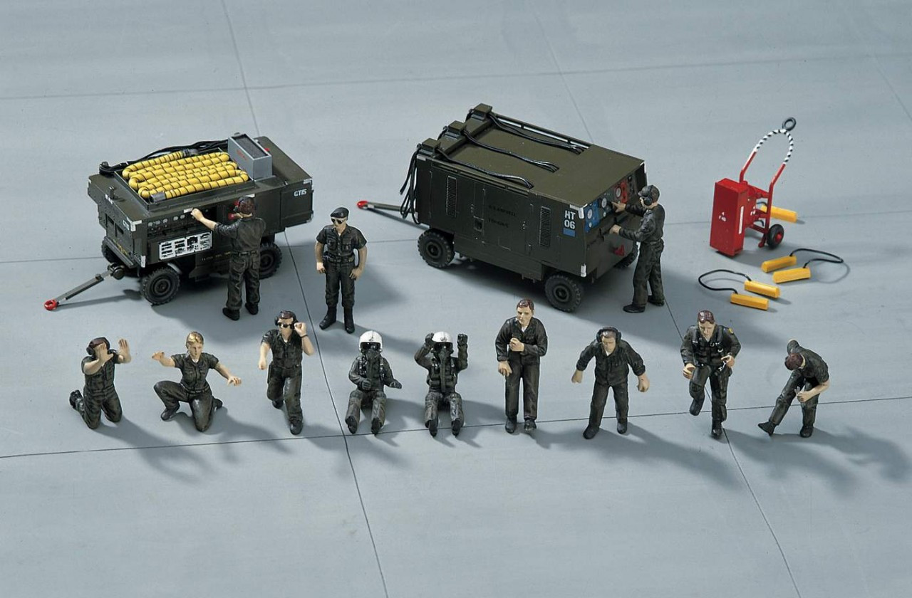 Hasegawa X48-4 U.S. GROUND CREW SET A 1/48 Scale Kit - Plaza Japan