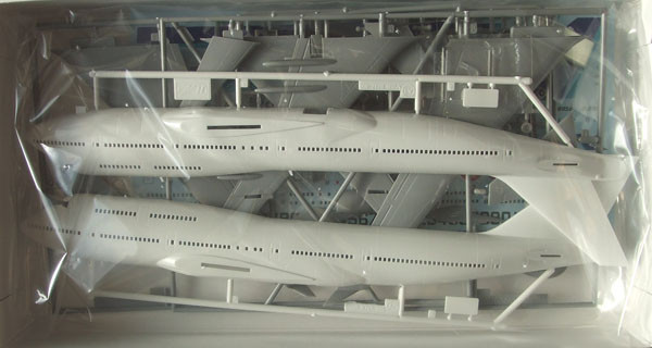 Hasegawa 02 ANA All Nippon Airways Boeing 747-400 1/200 Scale Kit