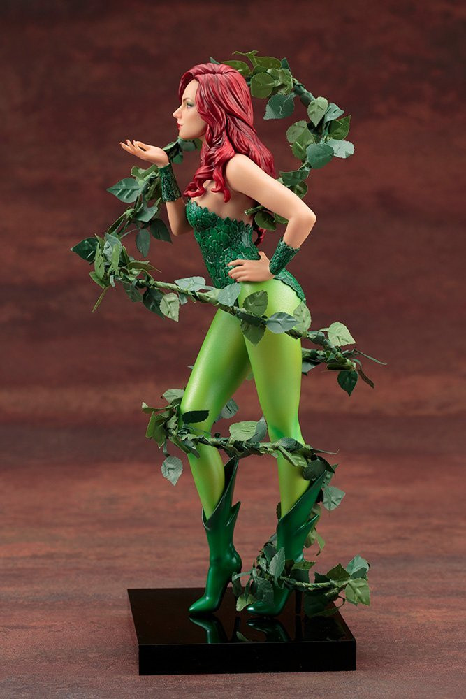 ARTFX+ DC Universe Poison Ivy 1/10 Scale Action Figure