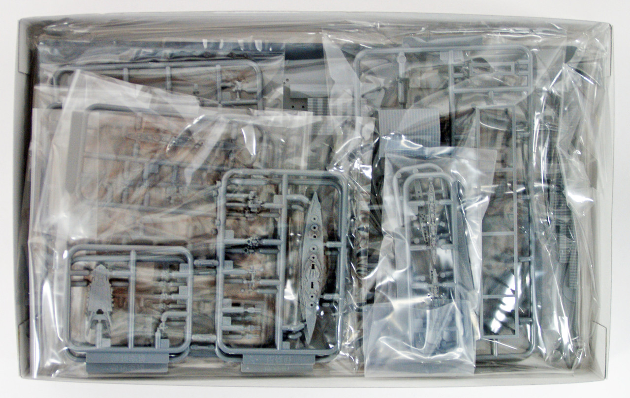 Fujimi Gunko 05 401393 Kure Naval Port Remainin | PlazaJapan