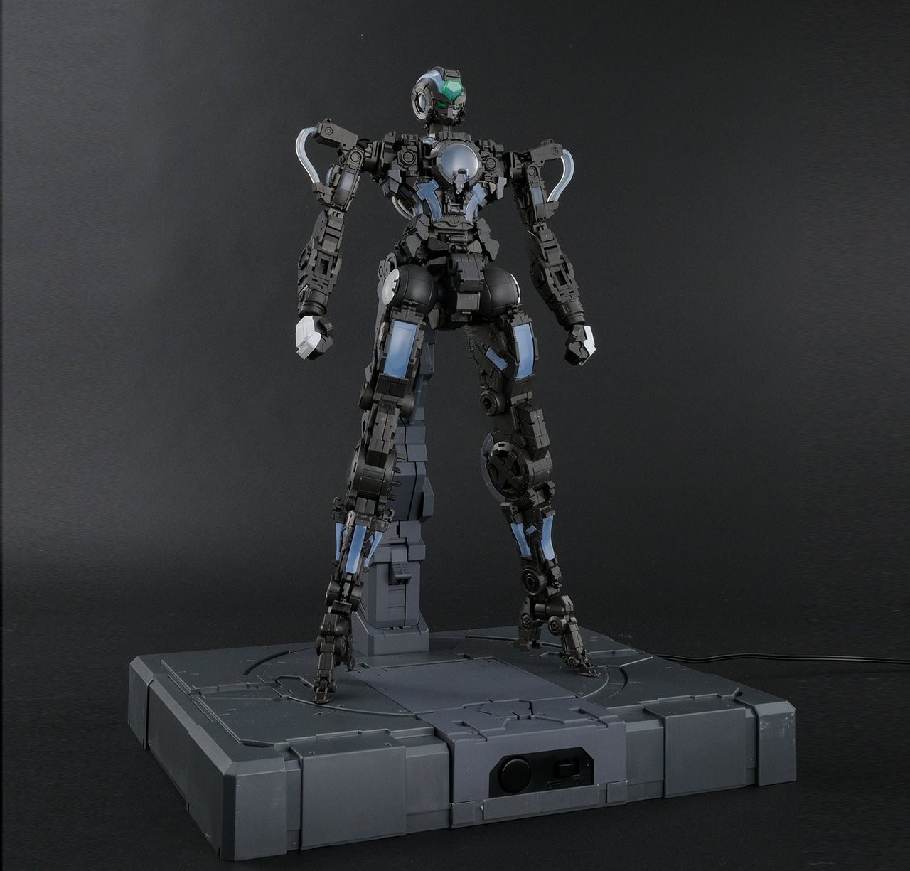 Bandai PG Gundam Exia | PlazaJapan