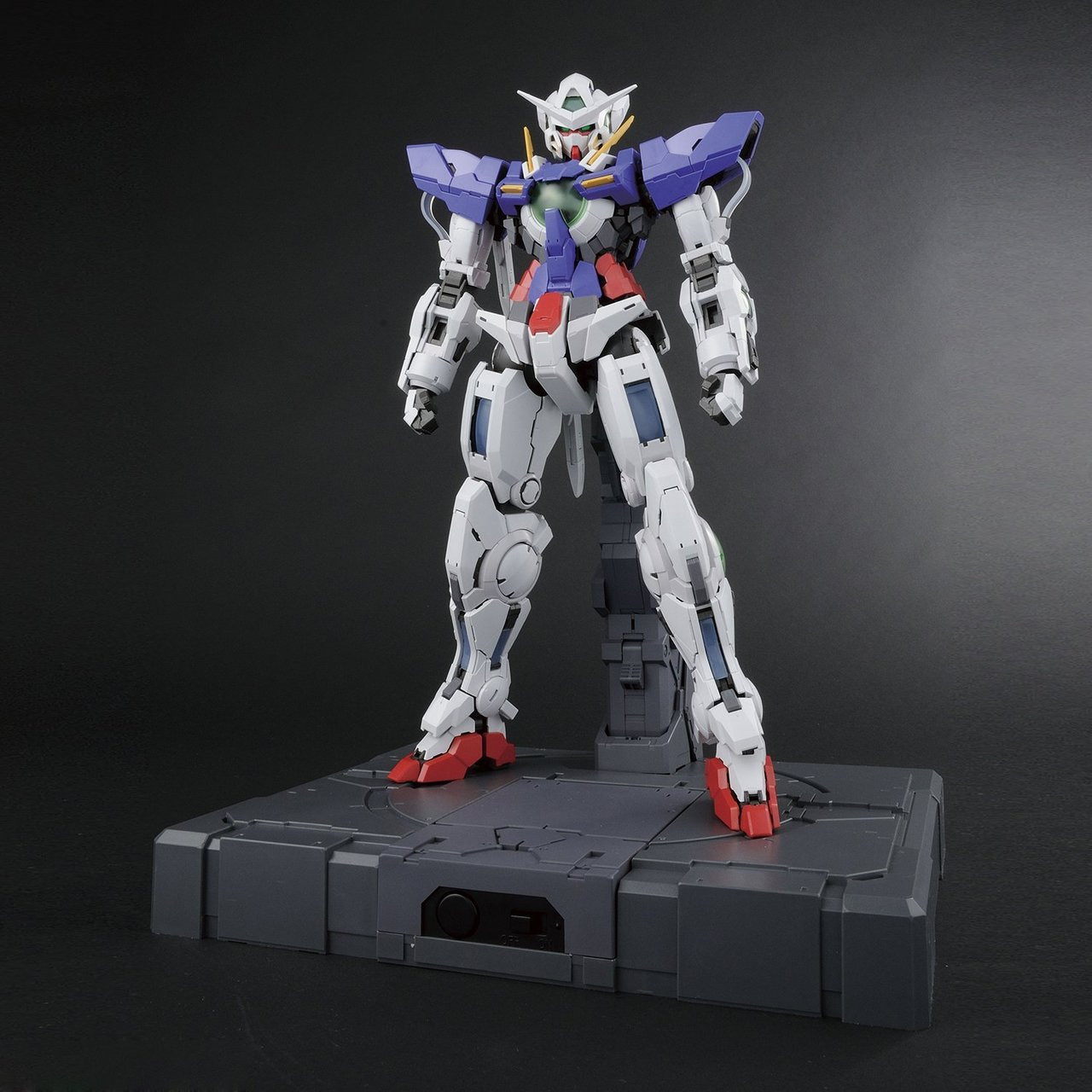 PG GUNDAM EXIA 1/60 スケール Bandai PG Gundam Exia | PlazaJapan
