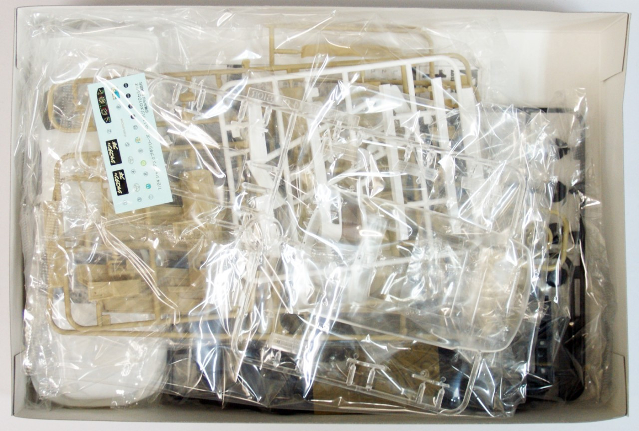 Aoshima 41246 Shakotan Boogie Hajime's 10 Celsior 1/24 Scale Kit