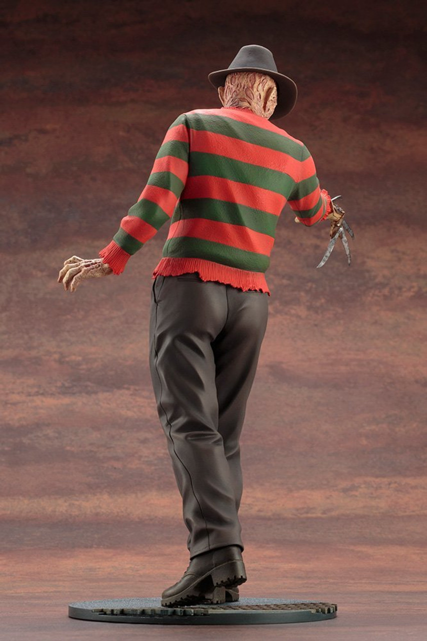 A Nightmare on Elm Street Freddy Krueger Sixth Scale Figure