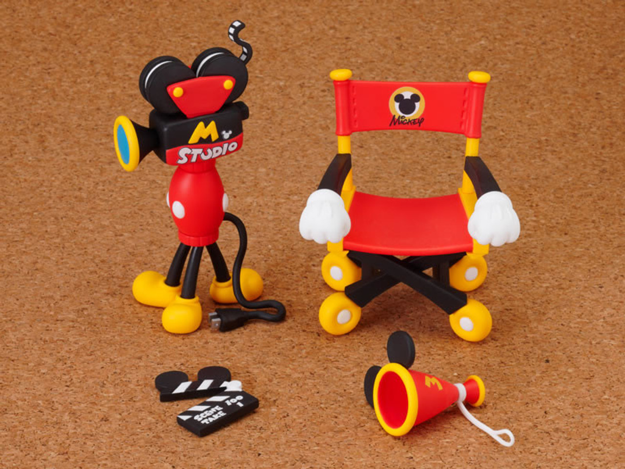 期間限定お値下げ！激レア！　ＭＩＣＫＥＹ　ＶＩＳＩＴＳ　ＴＨＥ　ＤＥＮＴＩＳＴ Amazon.com: メディコム・トイ(MEDICOM TOY) UDF Ultra Detail