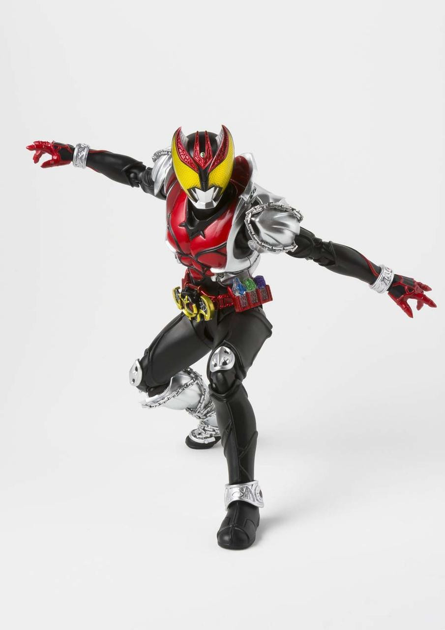S.H. Figuarts Kamen Rider Kiva: Kiva Form | PlazaJapan